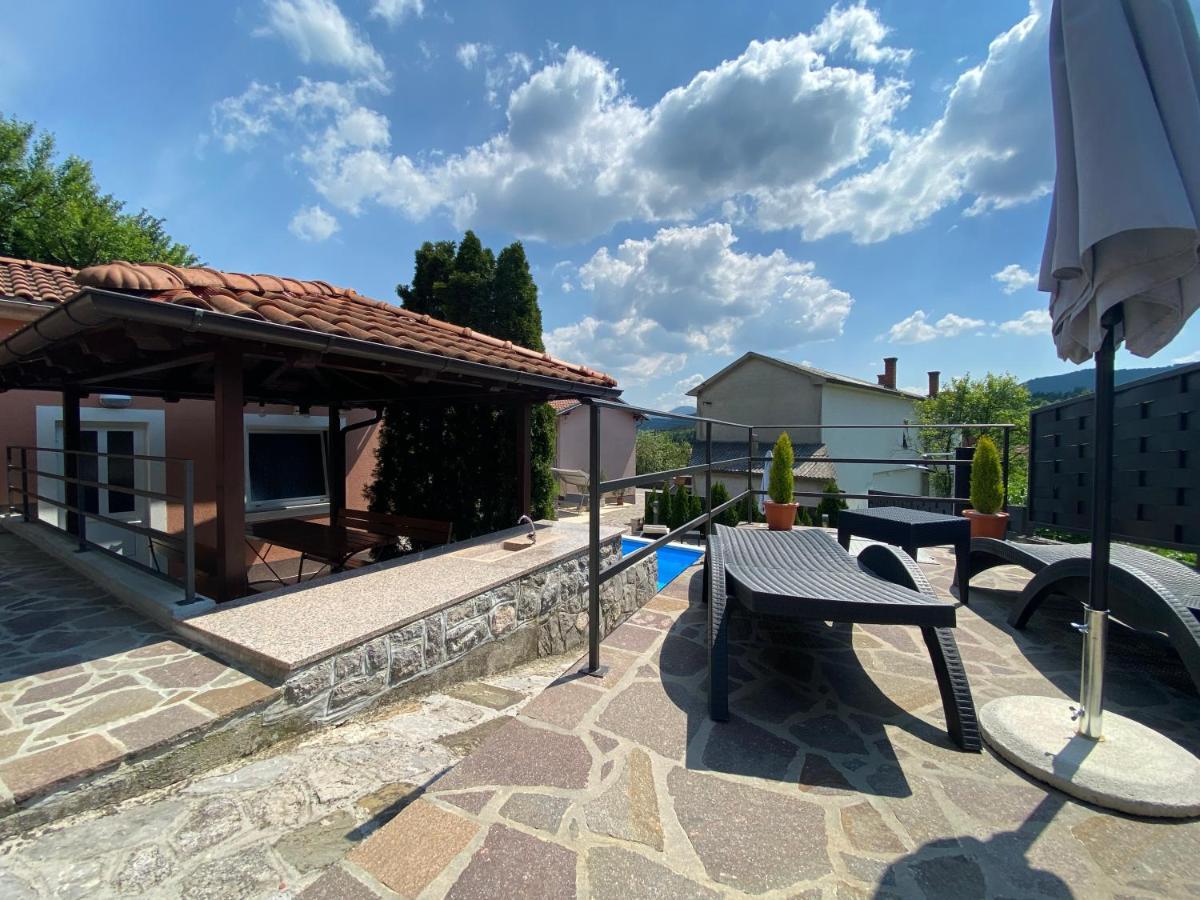 Holiday House Pasjak Sapjane Exterior photo